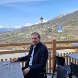 Olivier Duchoud nous a donné rendez-vous au Café d'Icogne, une heure avant son ouverture officielle